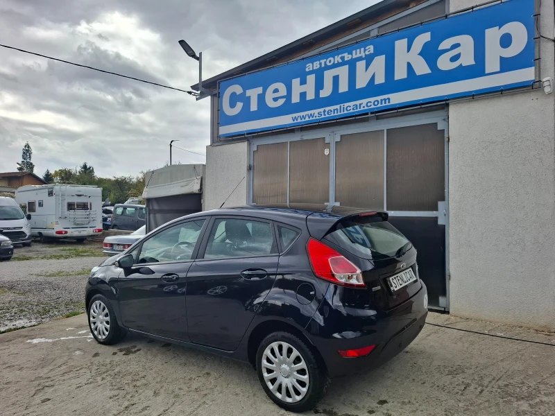 Ford Fiesta 1.0i SCTi + Kлиматик, снимка 2 - Автомобили и джипове - 52081550