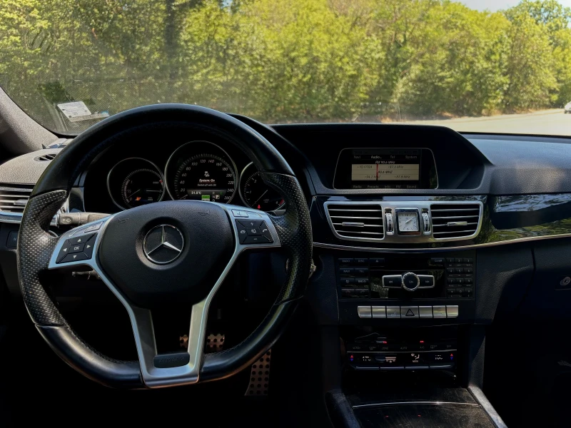 Mercedes-Benz E 300, снимка 10 - Автомобили и джипове - 52109358