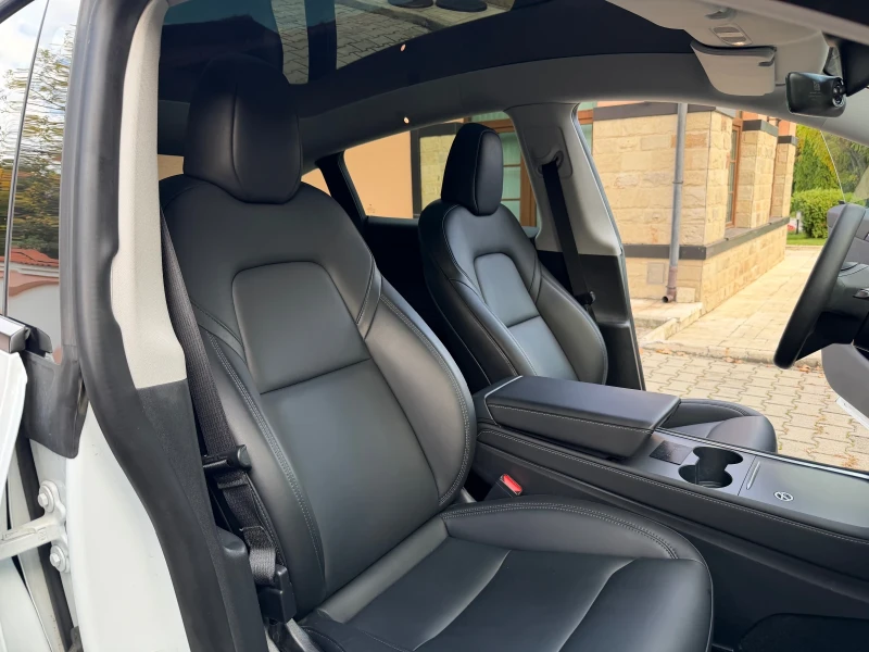 Tesla Model Y LongRange/514/DualMotor/109km/Германия/Налична, снимка 12 - Автомобили и джипове - 52556548