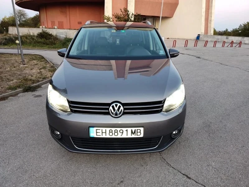 VW Touran 2.0 TDI * 140кс * 2012* АВТОМАТИК* ЕВРО 5* , снимка 1 - Автомобили и джипове - 48541596