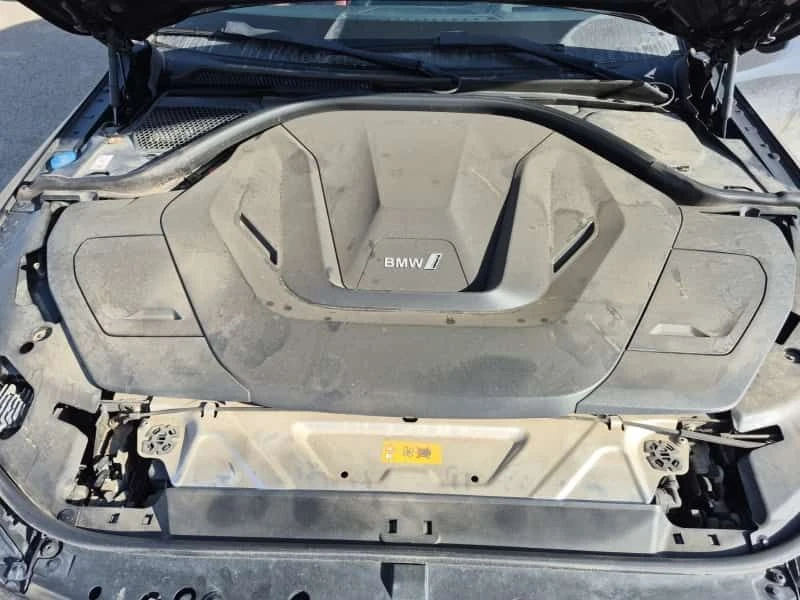 BMW i4 * eDrive40 * CARFAX * HEAD-UP * ДВА КЛЮЧА, снимка 16 - Автомобили и джипове - 53607625