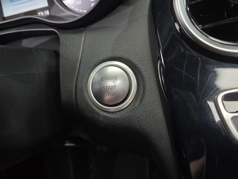 Mercedes-Benz C 200, снимка 17 - Автомобили и джипове - 55889549