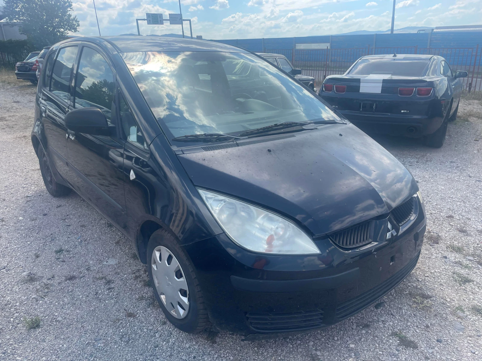 Mitsubishi Colt 1.3i НА ЧАСТИ - изображение 2