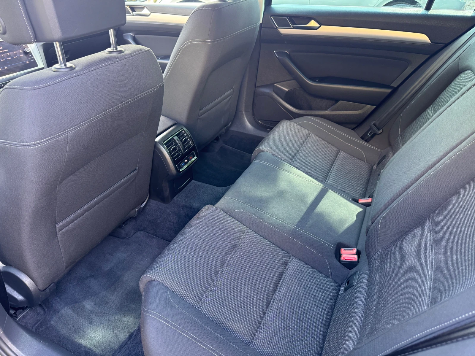 VW Passat Comfortline, 1.5 TSI    | Mobile.bg   14