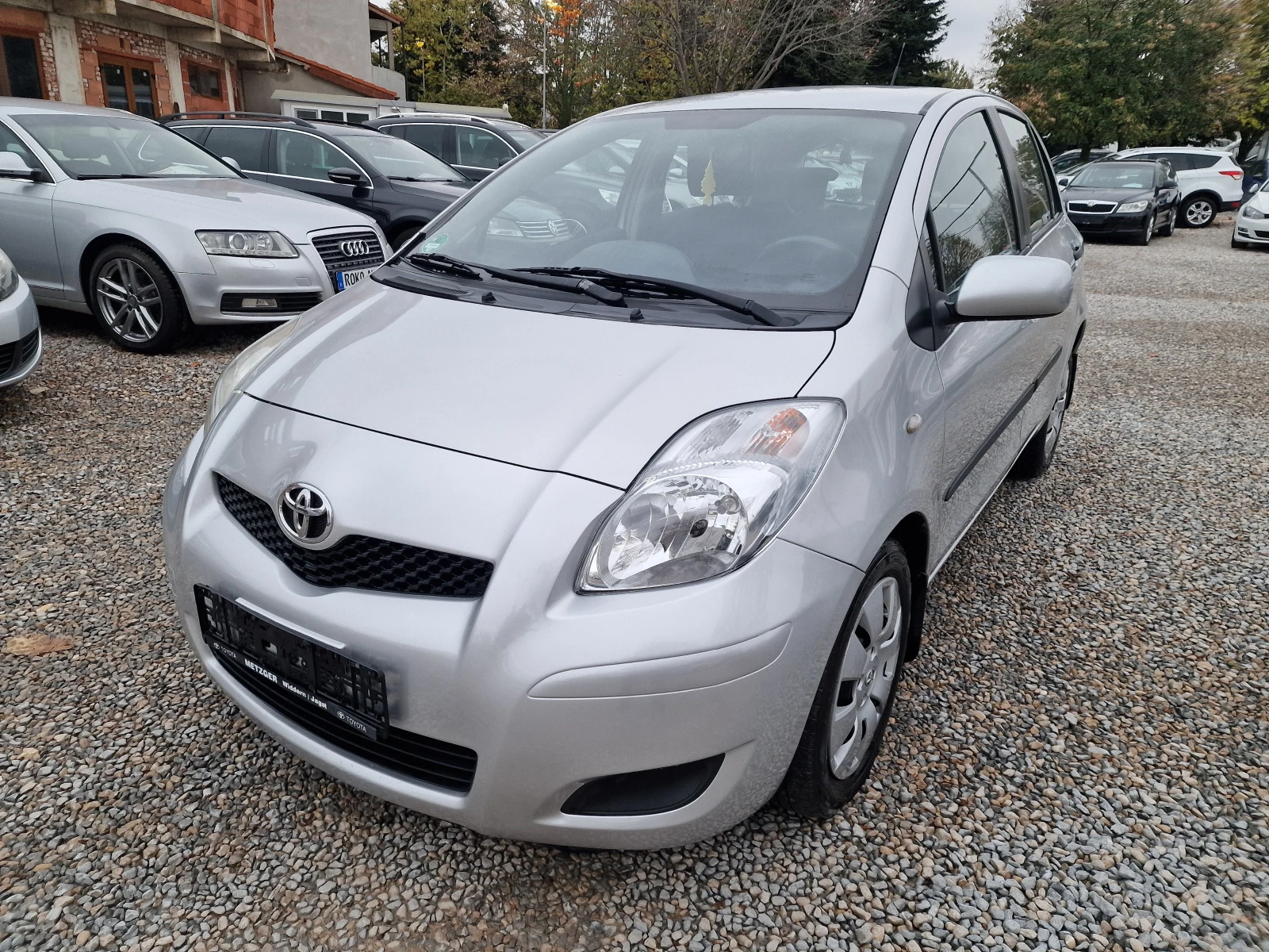 Toyota Yaris 1.3vvti-101k.s-6sk-euro5 - [1] 