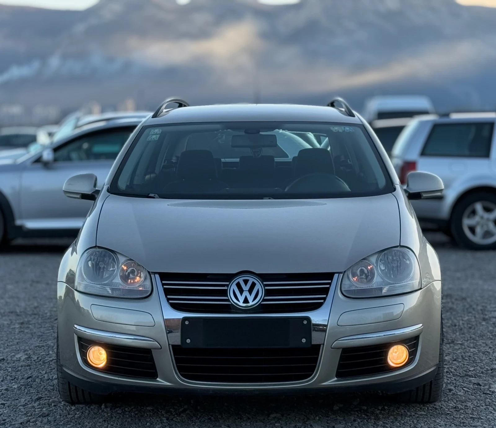 VW Golf 2.0TDi 140к.с * DSG* * Климатроник*  - изображение 2