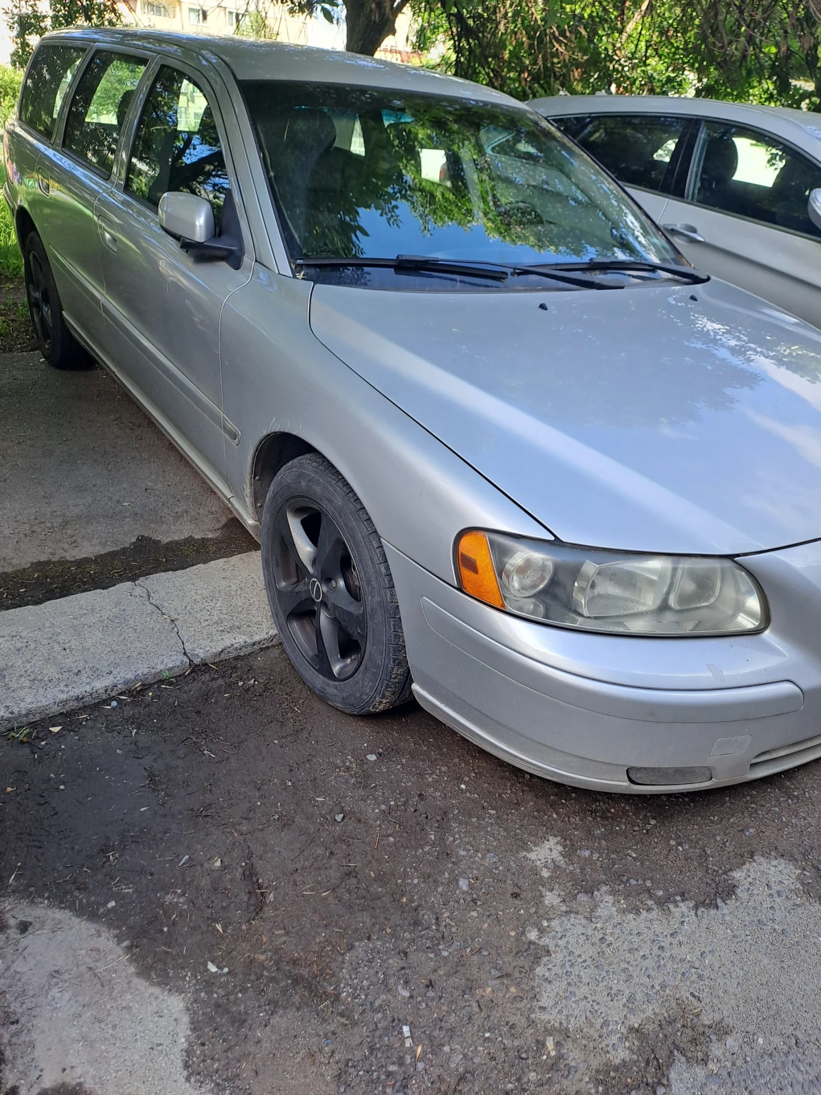 Volvo V70 D5 - изображение 3