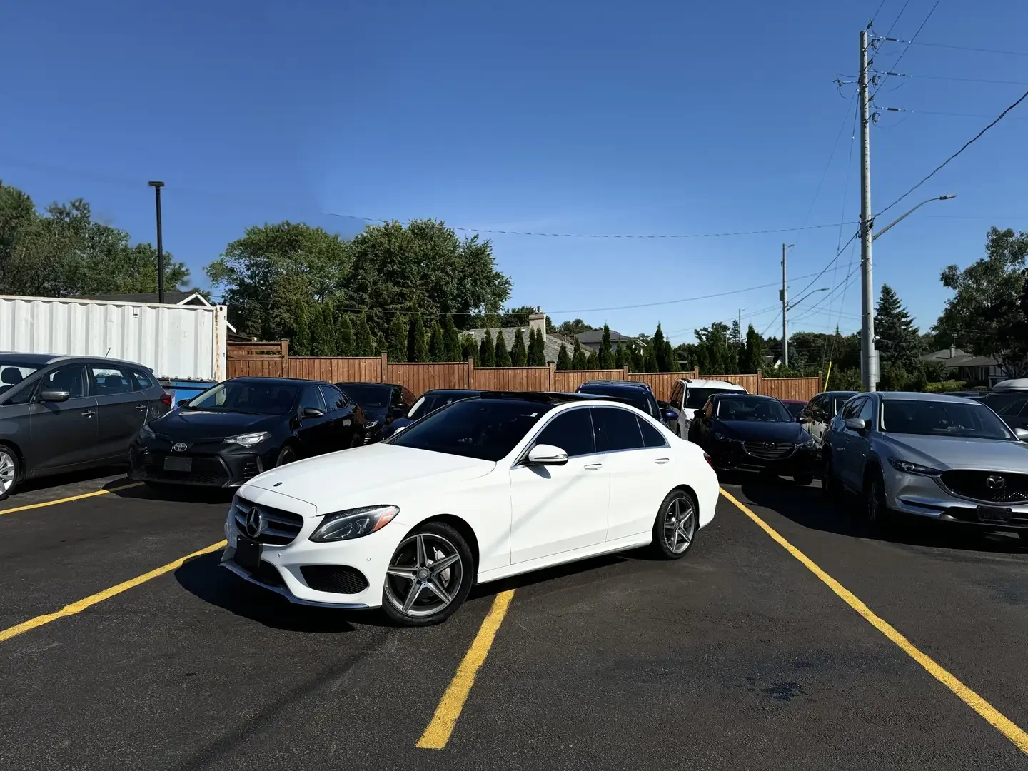 Mercedes-Benz C 300 4 Matic/AMG line/Keyless/Памет/Подгрев/Лизинг - изображение 2