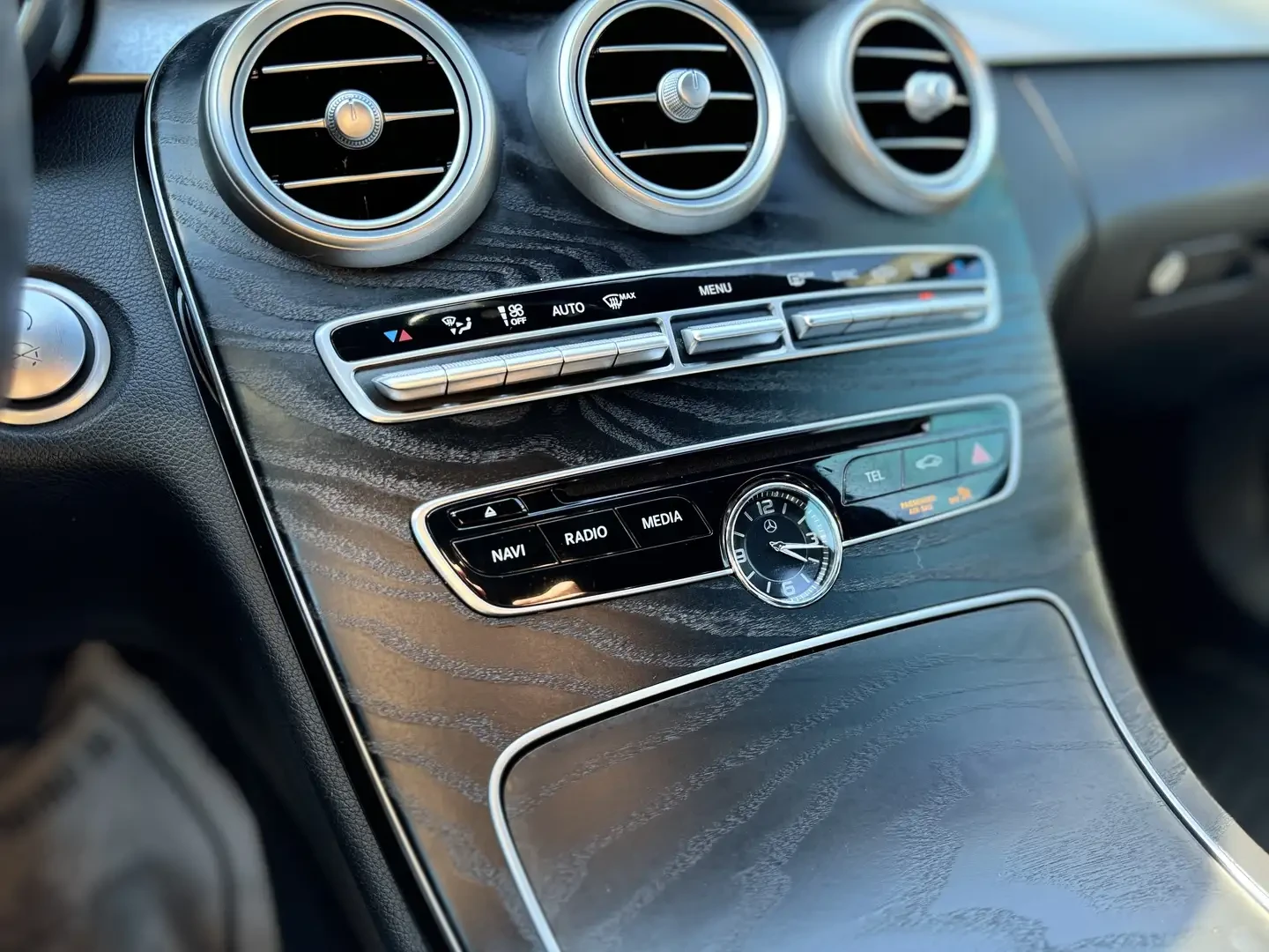 Mercedes-Benz C 300 4 Matic/AMG line/Keyless/// | Mobile.bg   14