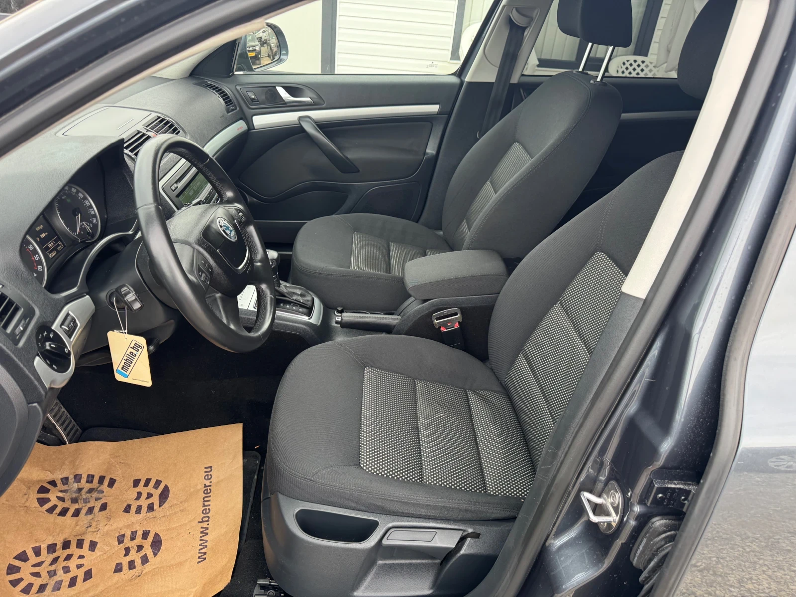 Skoda Octavia 2.0TDI DSG SCOUT 4x4 | Mobile.bg   12