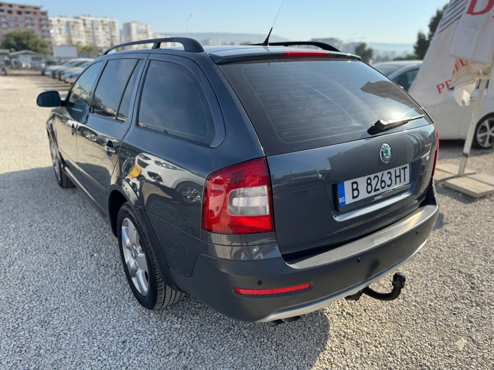 Skoda Octavia 2.0TDI DSG SCOUT 4x4 - изображение 4