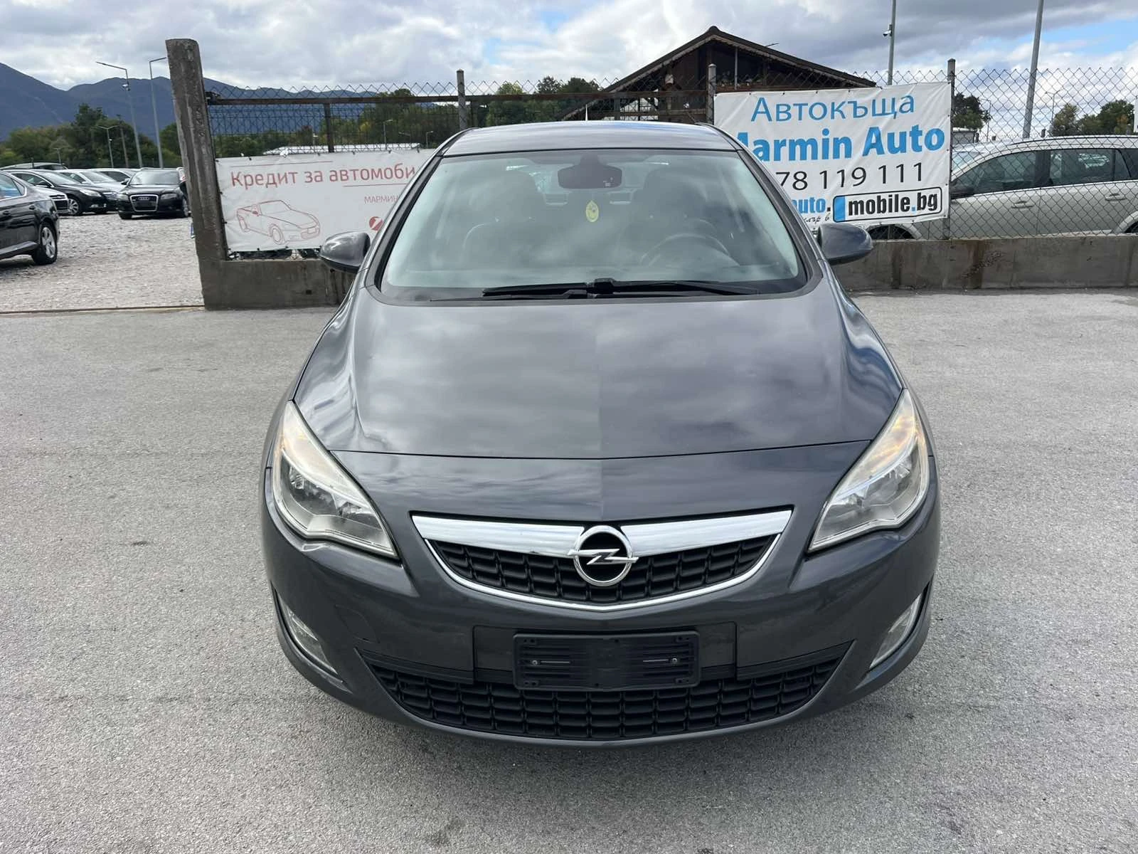 Opel Astra 1.7CDTI 125кс 6 СКОРОСТИ EURO 5A АВТОПИЛОТ ВНОС ИТ - изображение 2
