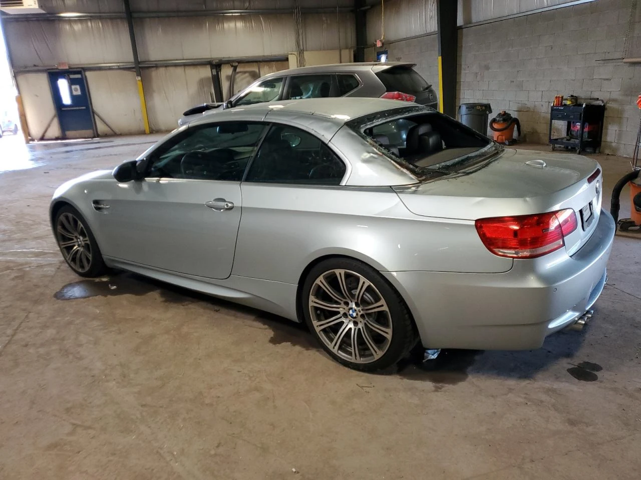 BMW M3  - изображение 2