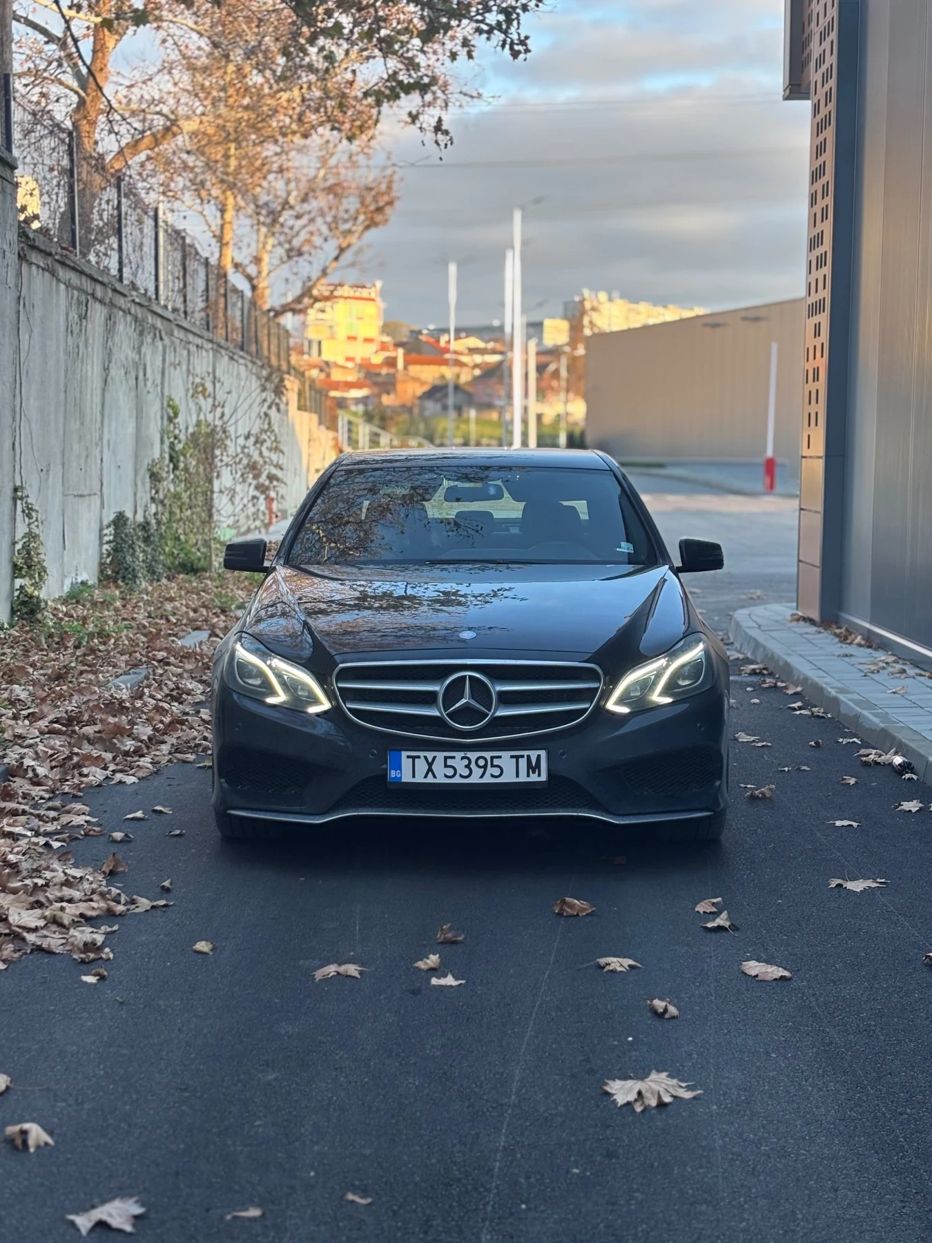 Mercedes-Benz E 300  - изображение 9