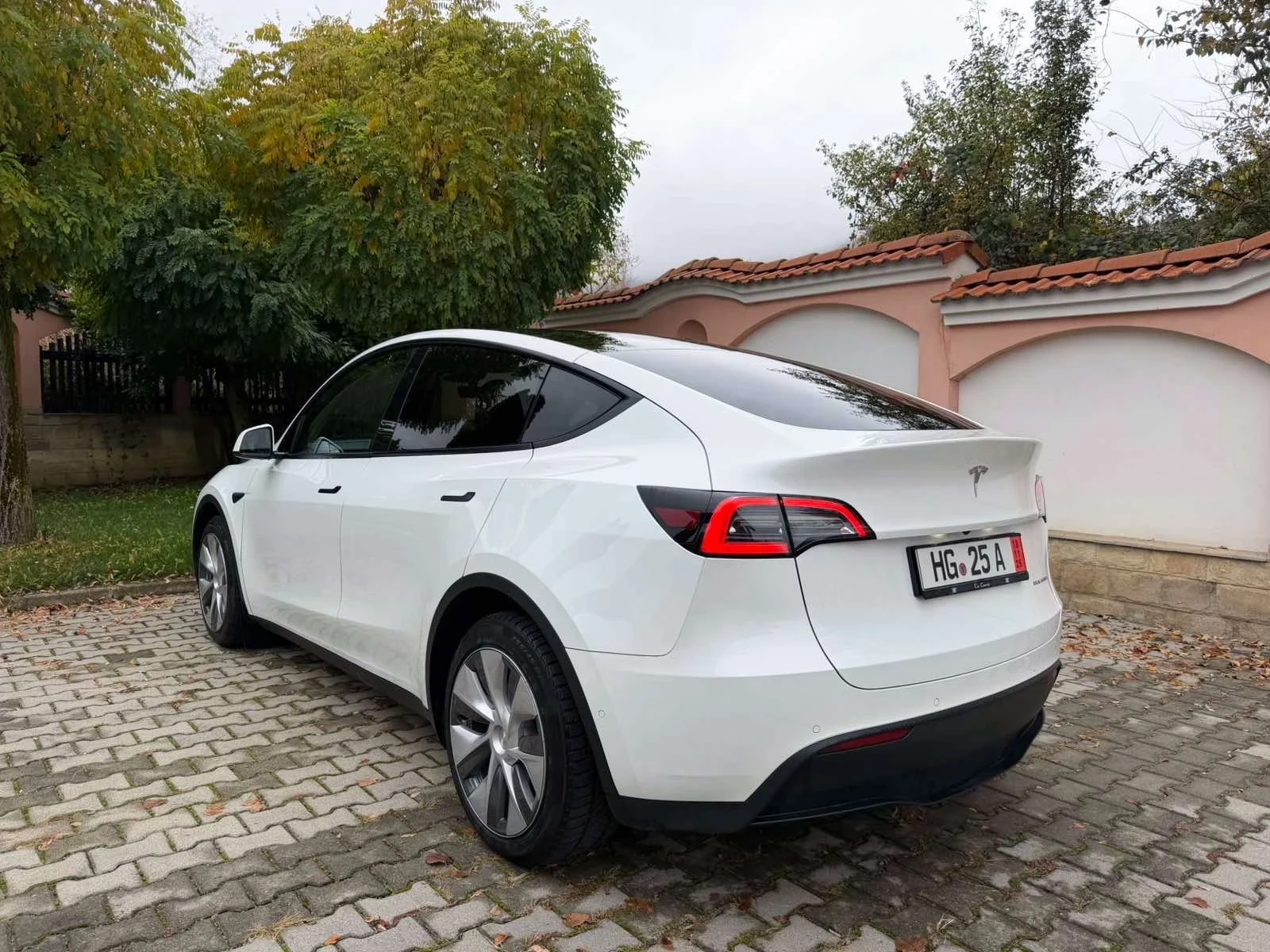 Tesla Model Y LongRange/514/DualMotor/109km/Германия/Налична - изображение 5