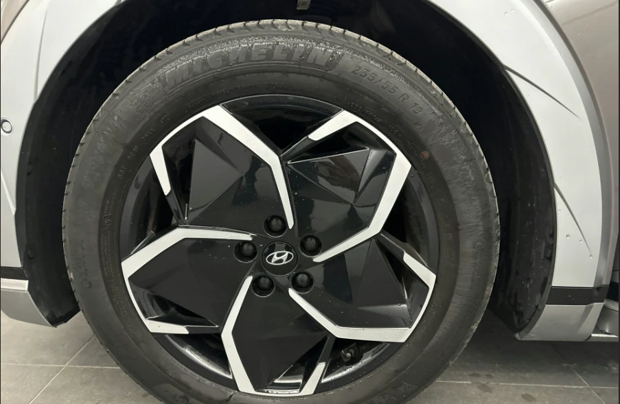 Hyundai Ioniq 5  - изображение 6