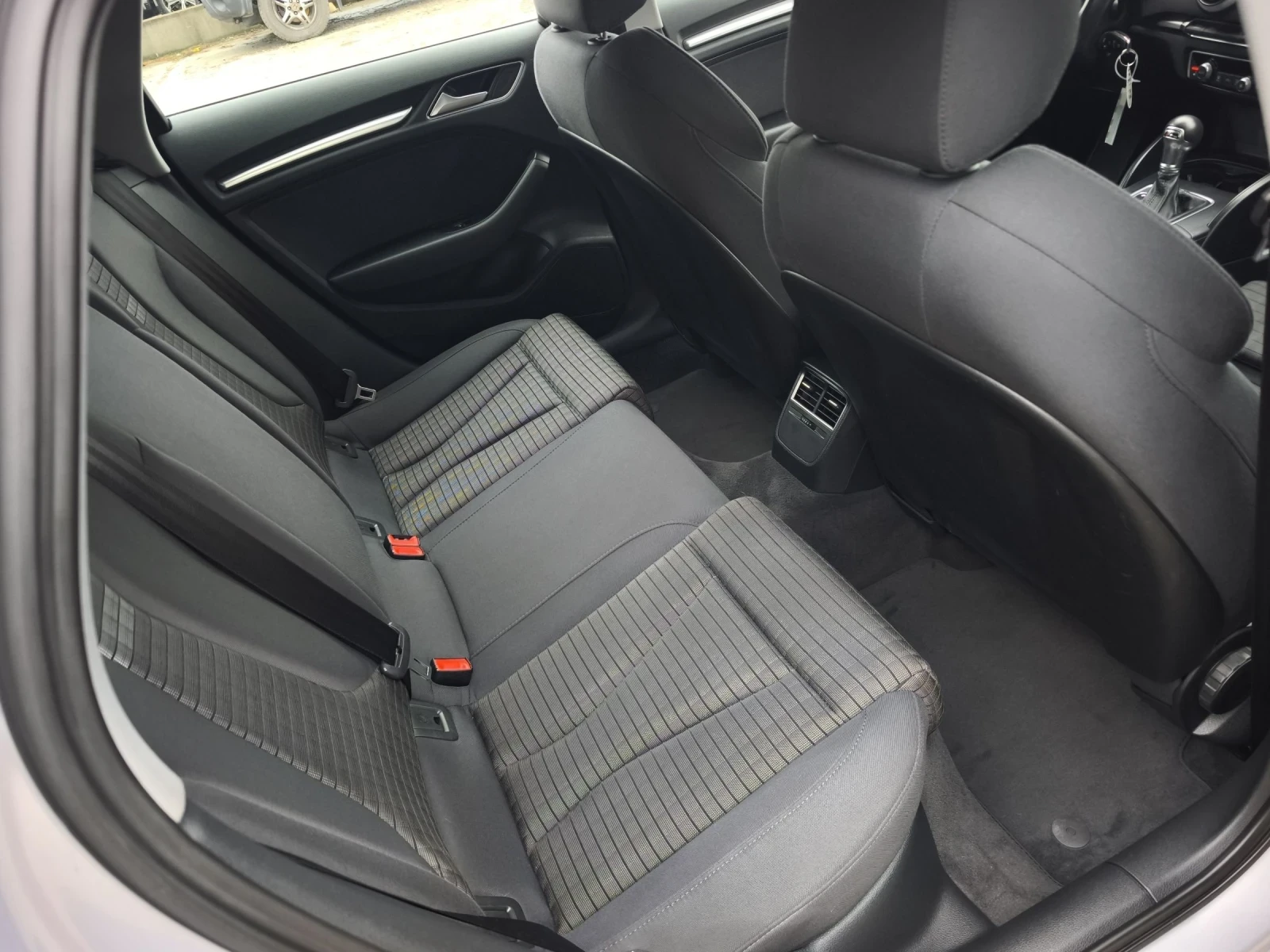 Audi A3 2.0TDI 150kc SPORT NEW !!! | Mobile.bg � ����������� 13