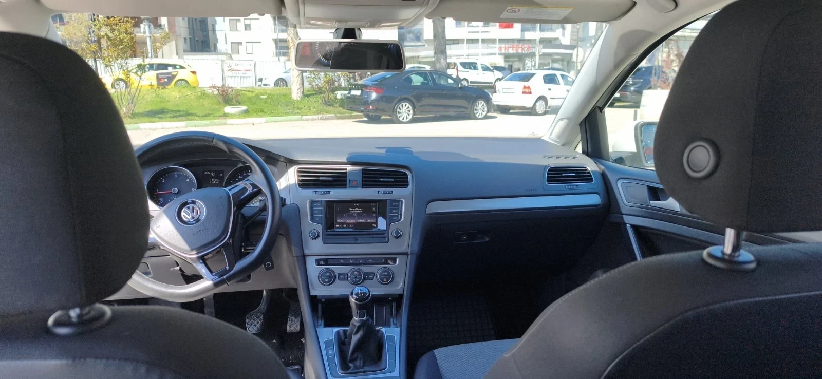 VW Golf, снимка 7 - Автомобили и джипове - 54121983