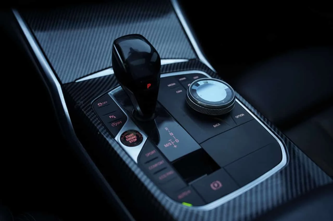 BMW 330 I ����� M-�����| PANORAMA| LANE ASSIST| CARFAX|  | Mobile.bg � ����������� 12