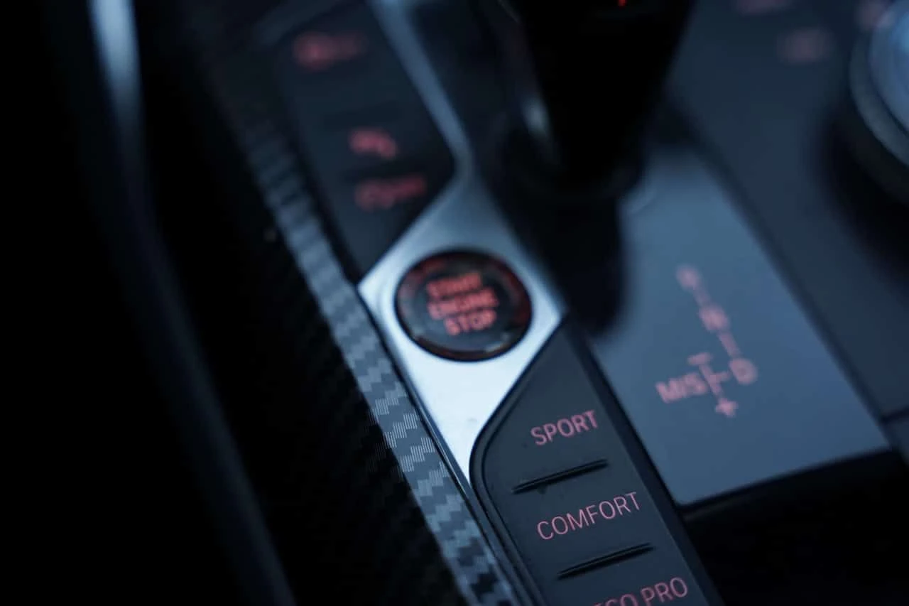 BMW 330 I ����� M-�����| PANORAMA| LANE ASSIST| CARFAX|  | Mobile.bg � ����������� 14