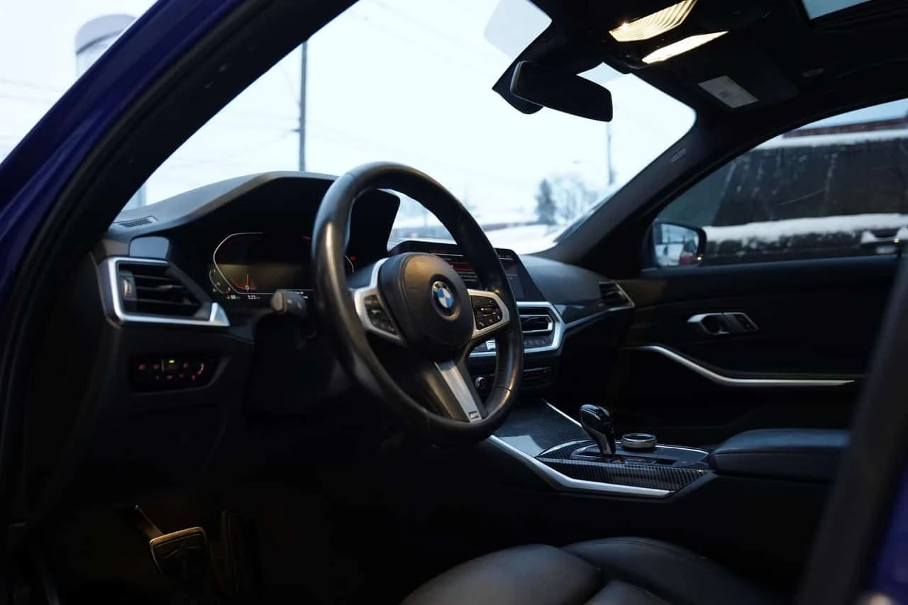 BMW 330 I ����� M-�����| PANORAMA| LANE ASSIST| CARFAX|  | Mobile.bg � ����������� 8