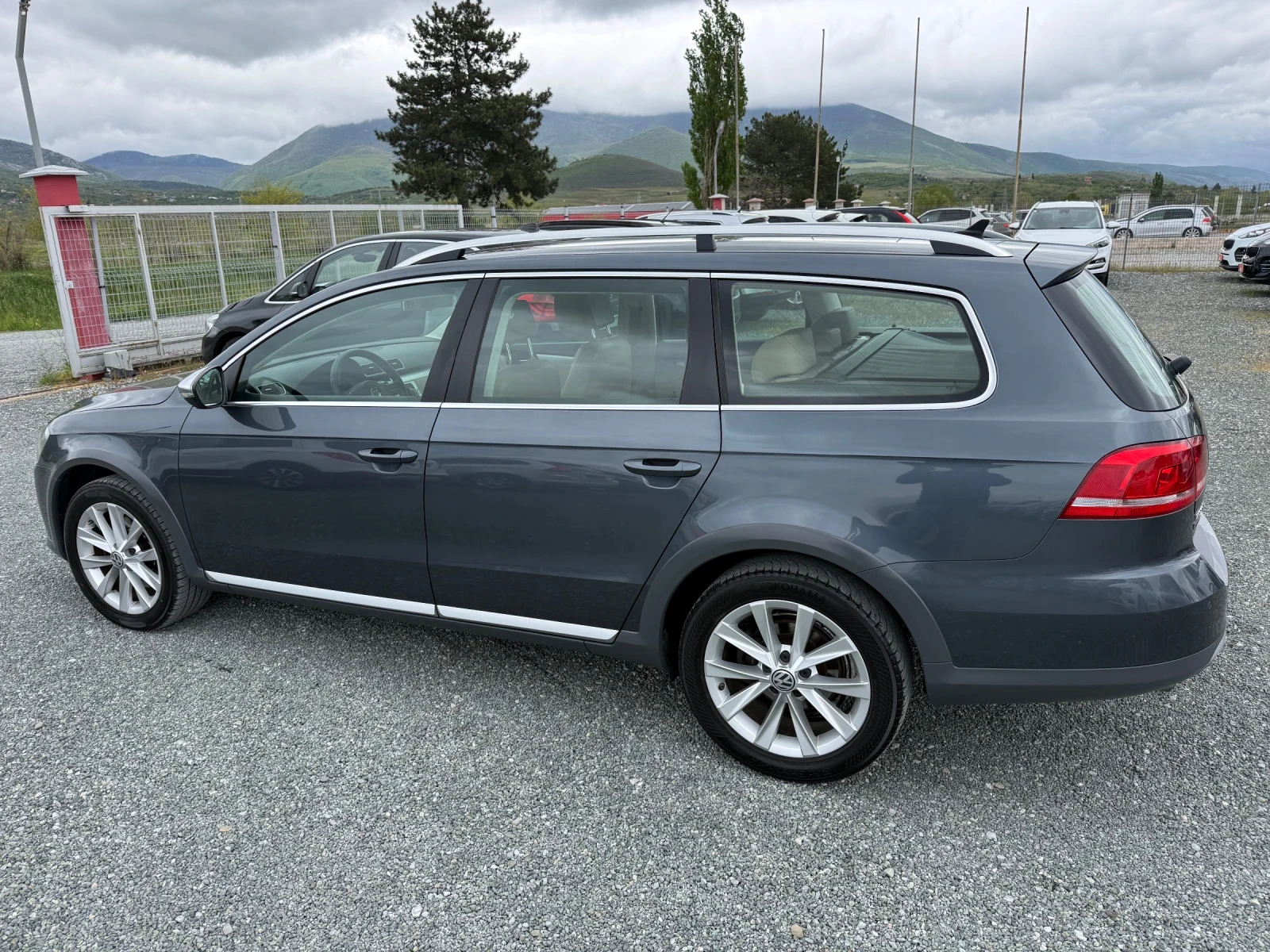 VW Alltrack (KATO НОВА)^(4x4), снимка 9 - Автомобили и джипове - 54366051