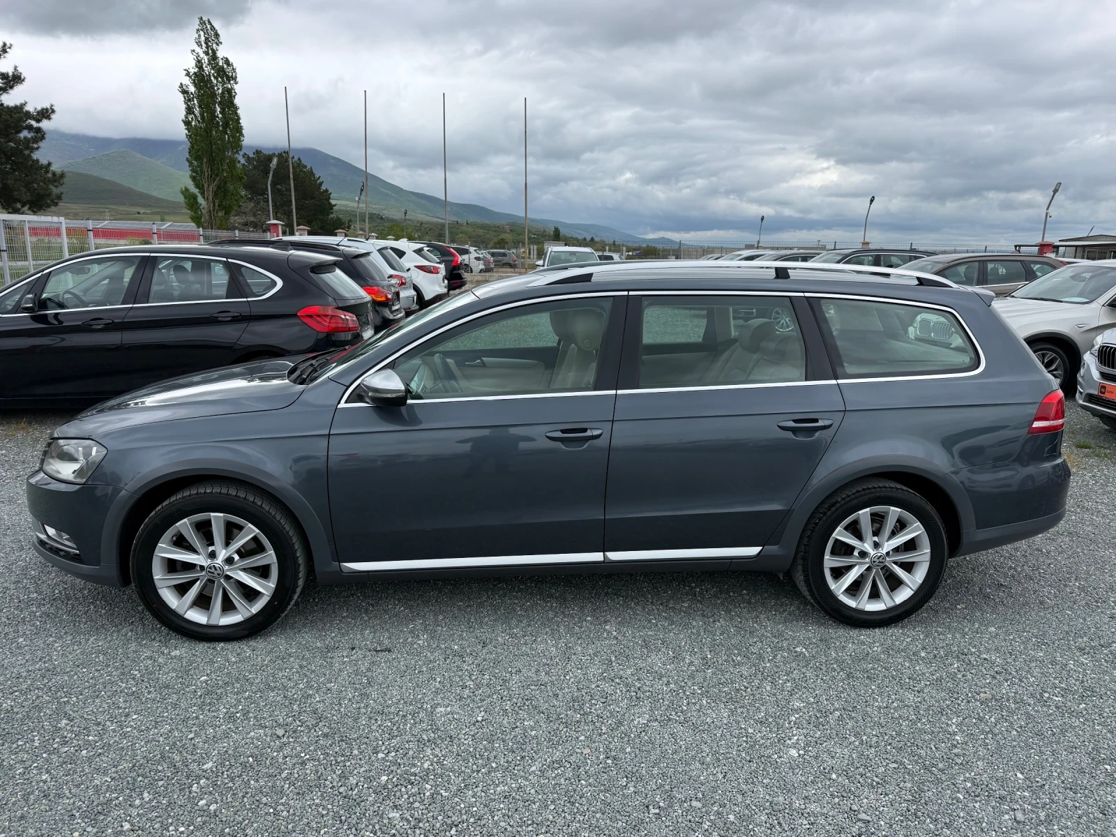 VW Alltrack (KATO НОВА)^(4x4), снимка 10 - Автомобили и джипове - 54366051