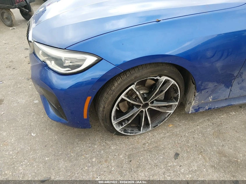 BMW 330 2.0l I, снимка 6 - Автомобили и джипове - 54527130