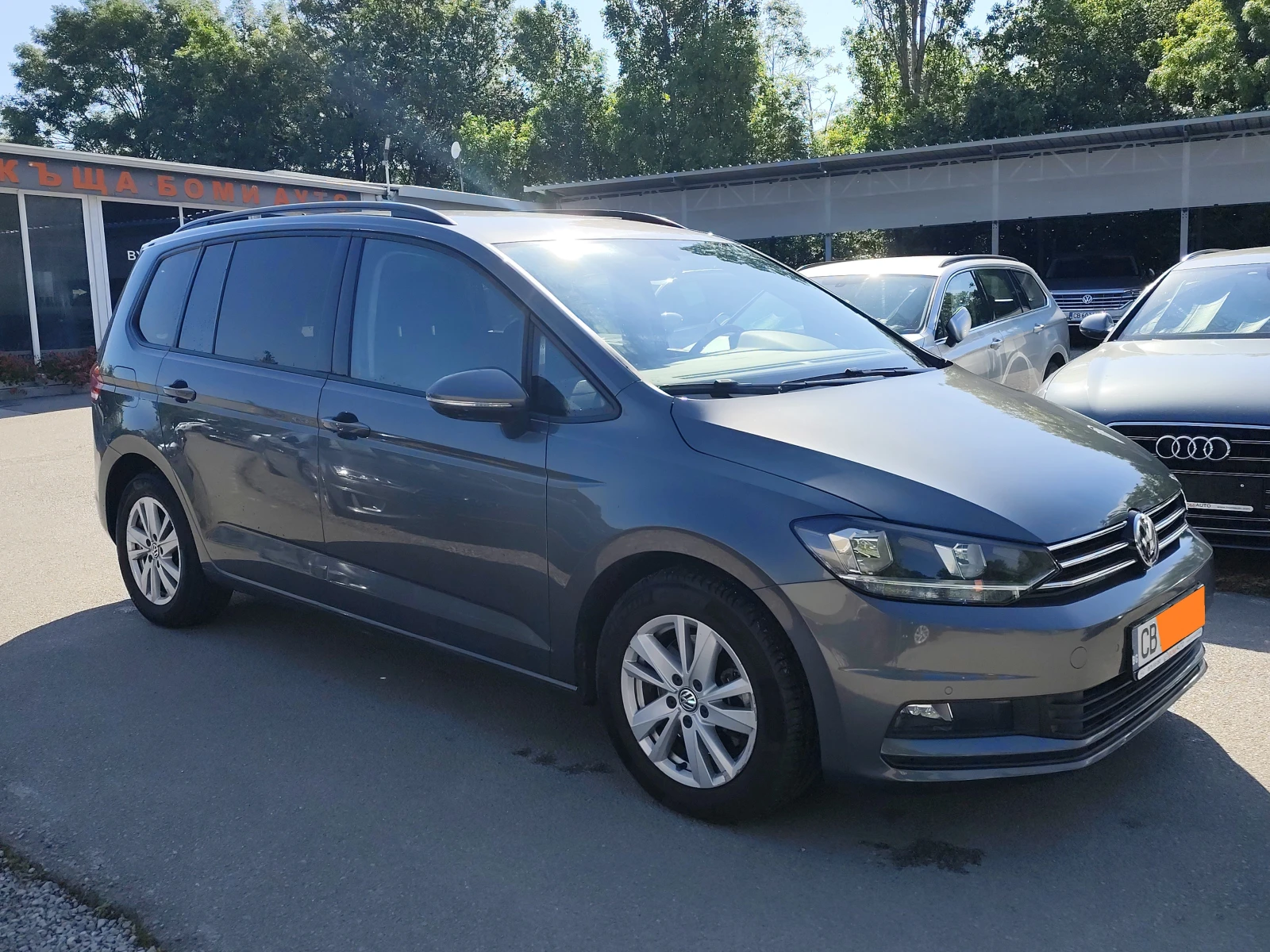 VW Touran 2.0TDi* ���������* 7 �����* NAVI* APP*  | Mobile.bg � ����������� 3