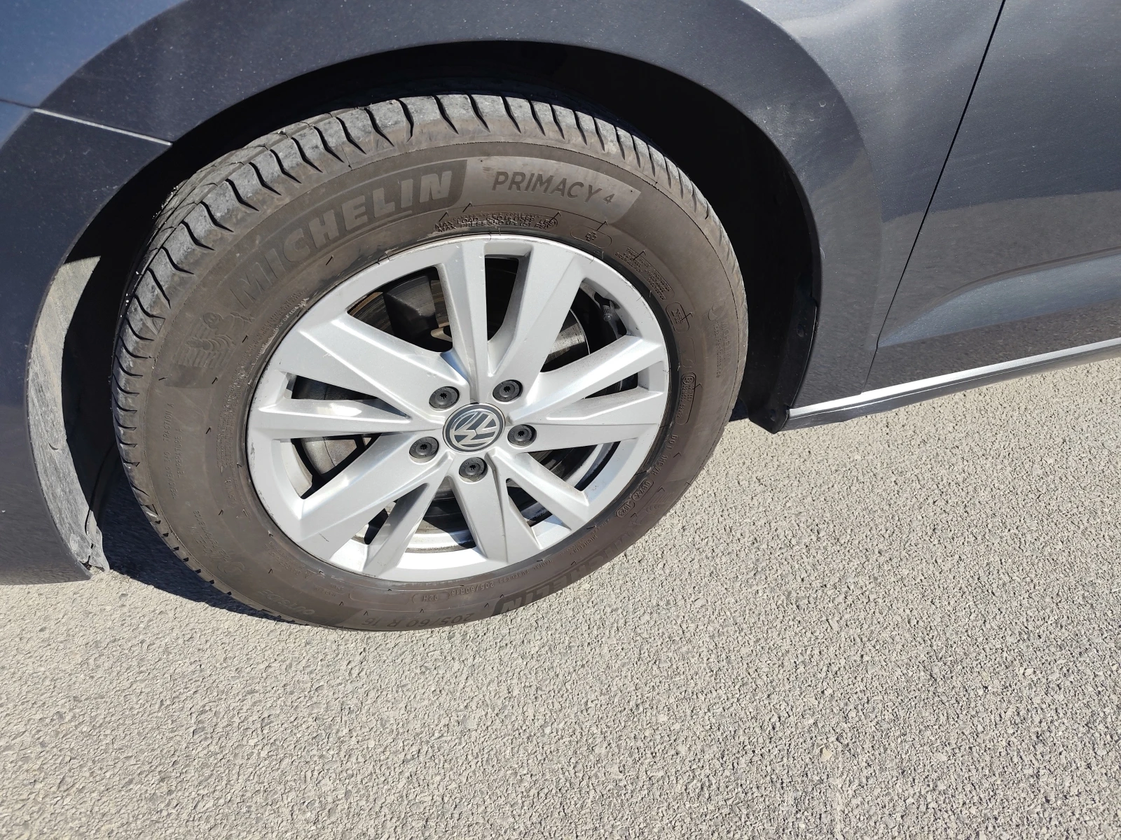 VW Touran 2.0TDi* ���������* 7 �����* NAVI* APP*  | Mobile.bg � ����������� 17