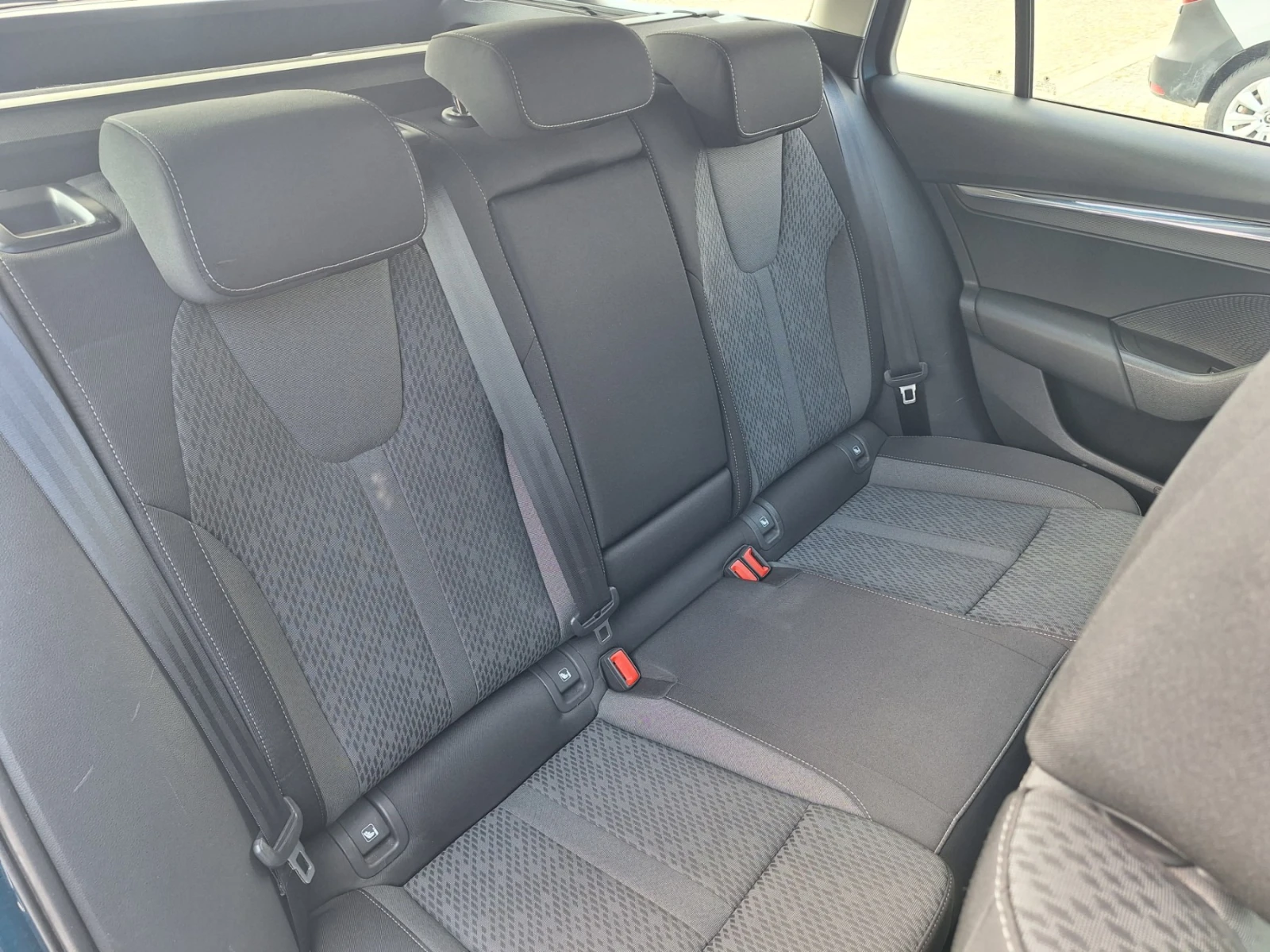 Skoda Octavia 2.0TDI/150к.с, снимка 15 - Автомобили и джипове - 54681564