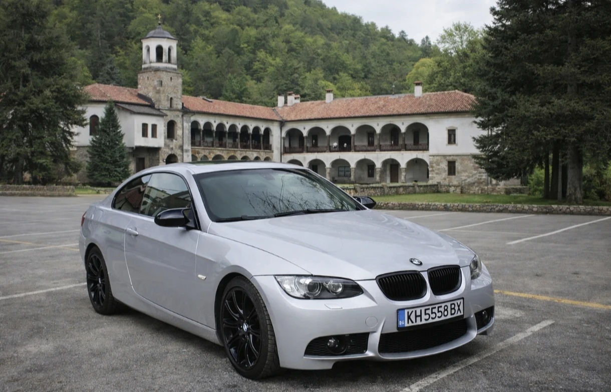 BMW 335 335 i, снимка 6 - Автомобили и джипове - 54736460