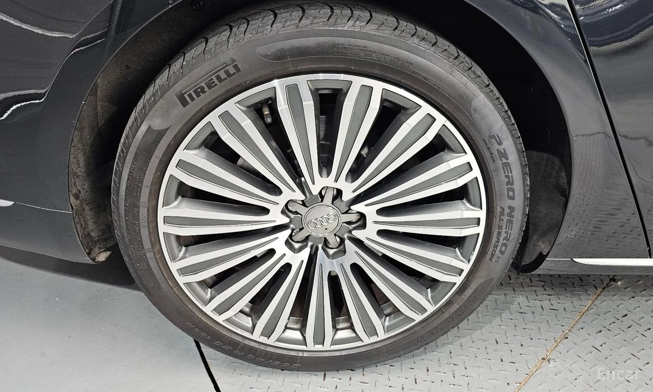 Audi A8 L 4.0T Quattro* DISTRONIC* МАСАЖ* 360 CAM* ХЕДЪП* , снимка 5 - Автомобили и джипове - 54917542