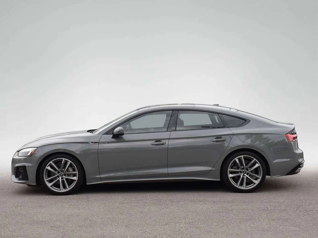 Audi A5 Sportback Quattro CARFAX, снимка 3 - Автомобили и джипове - 54969696