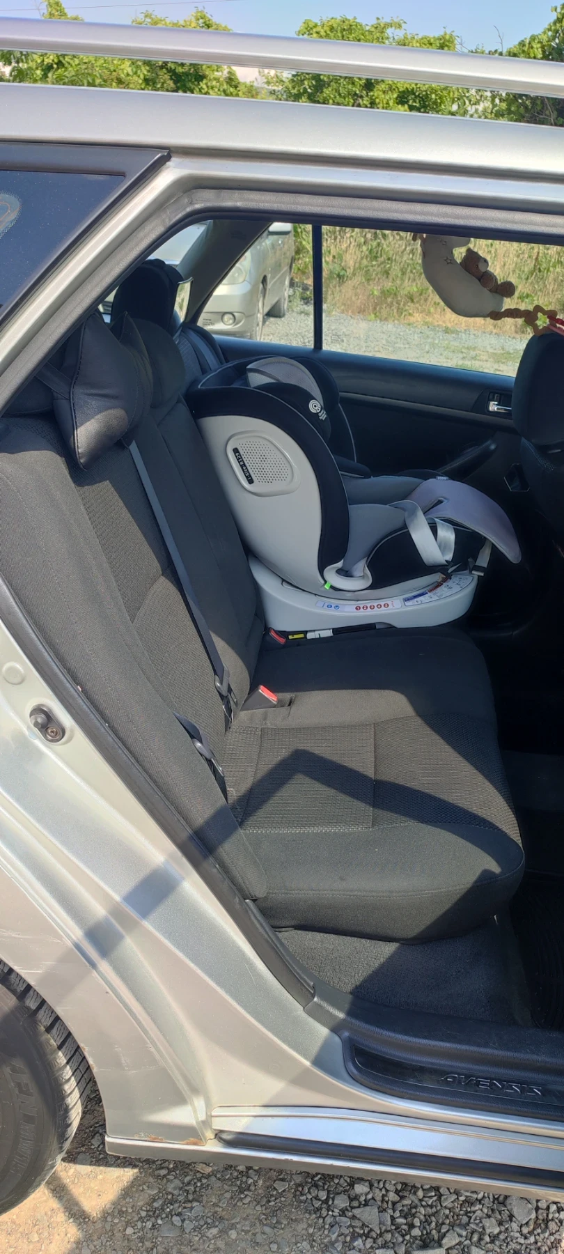 Toyota Avensis Toyota Avensis II (T25) 2.2 D-4D D-CAT | Mobile.bg � ����������� 6