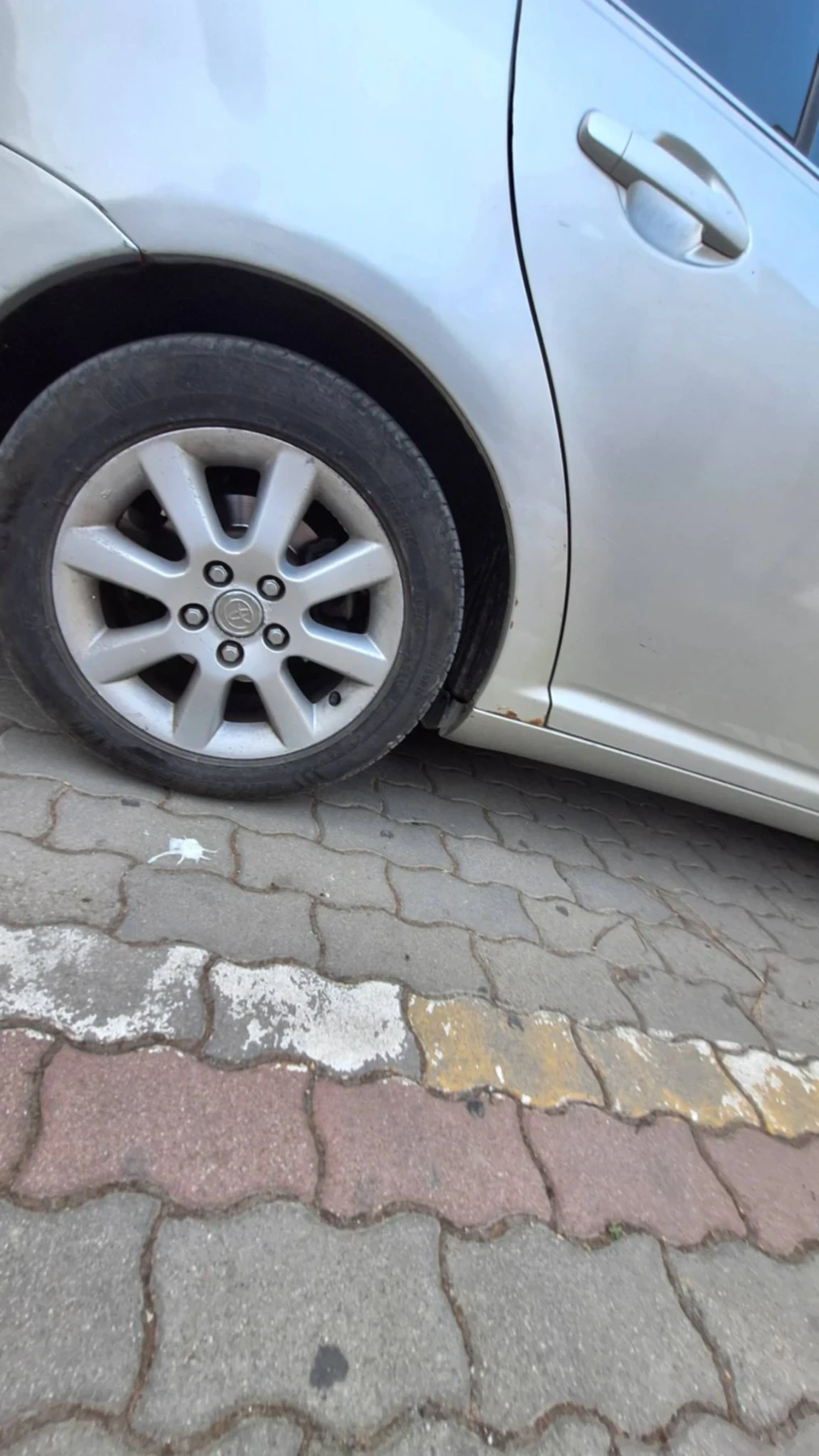 Toyota Avensis Toyota Avensis II (T25) 2.2 D-4D D-CAT | Mobile.bg � ����������� 13