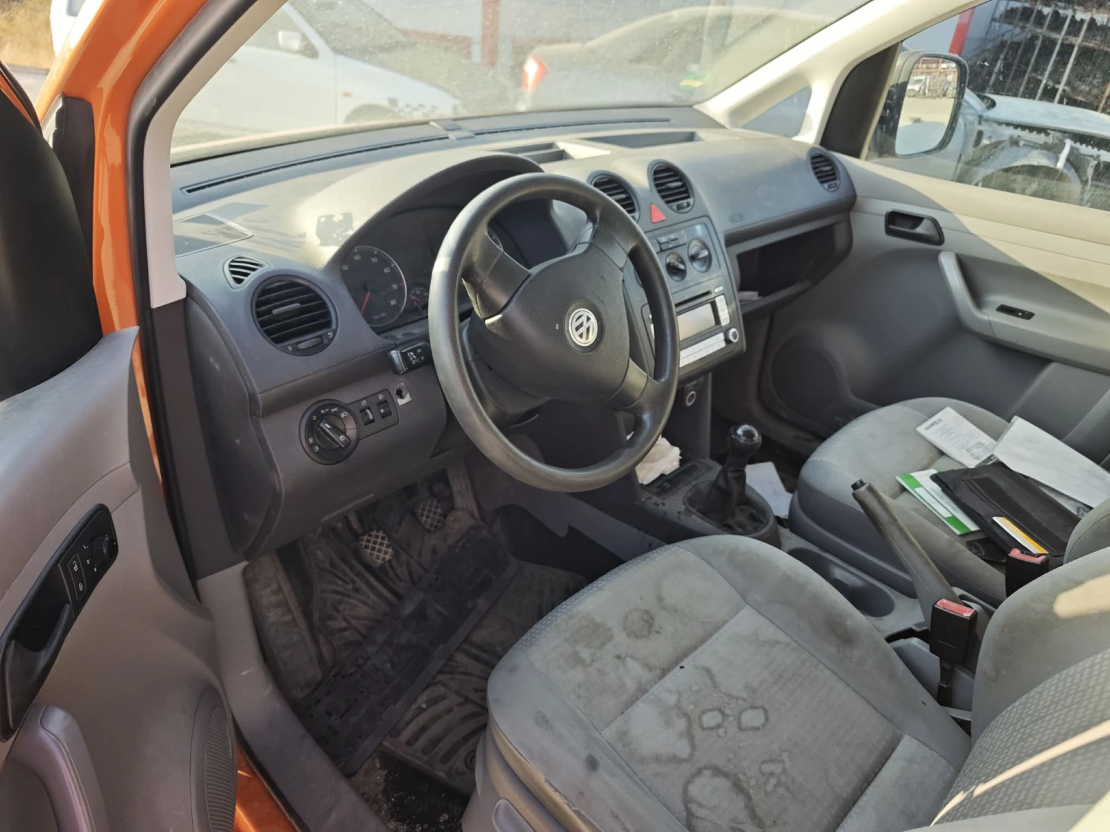VW Caddy 2.0 CNG, снимка 6 - Автомобили и джипове - 55894943