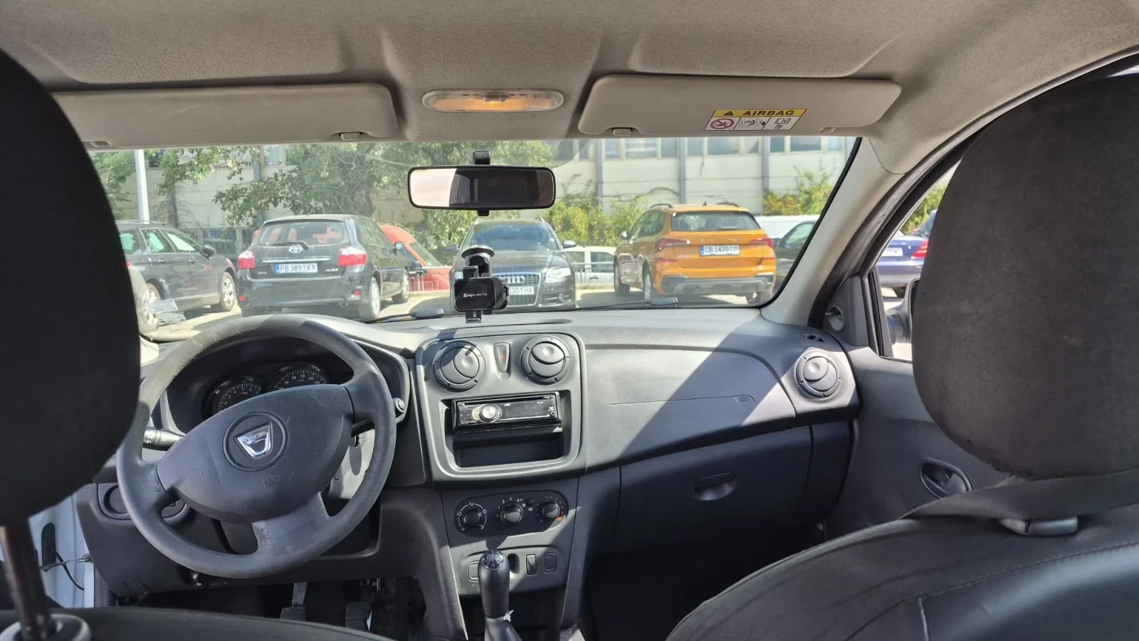 Dacia Sandero, снимка 4 - Автомобили и джипове - 56066818