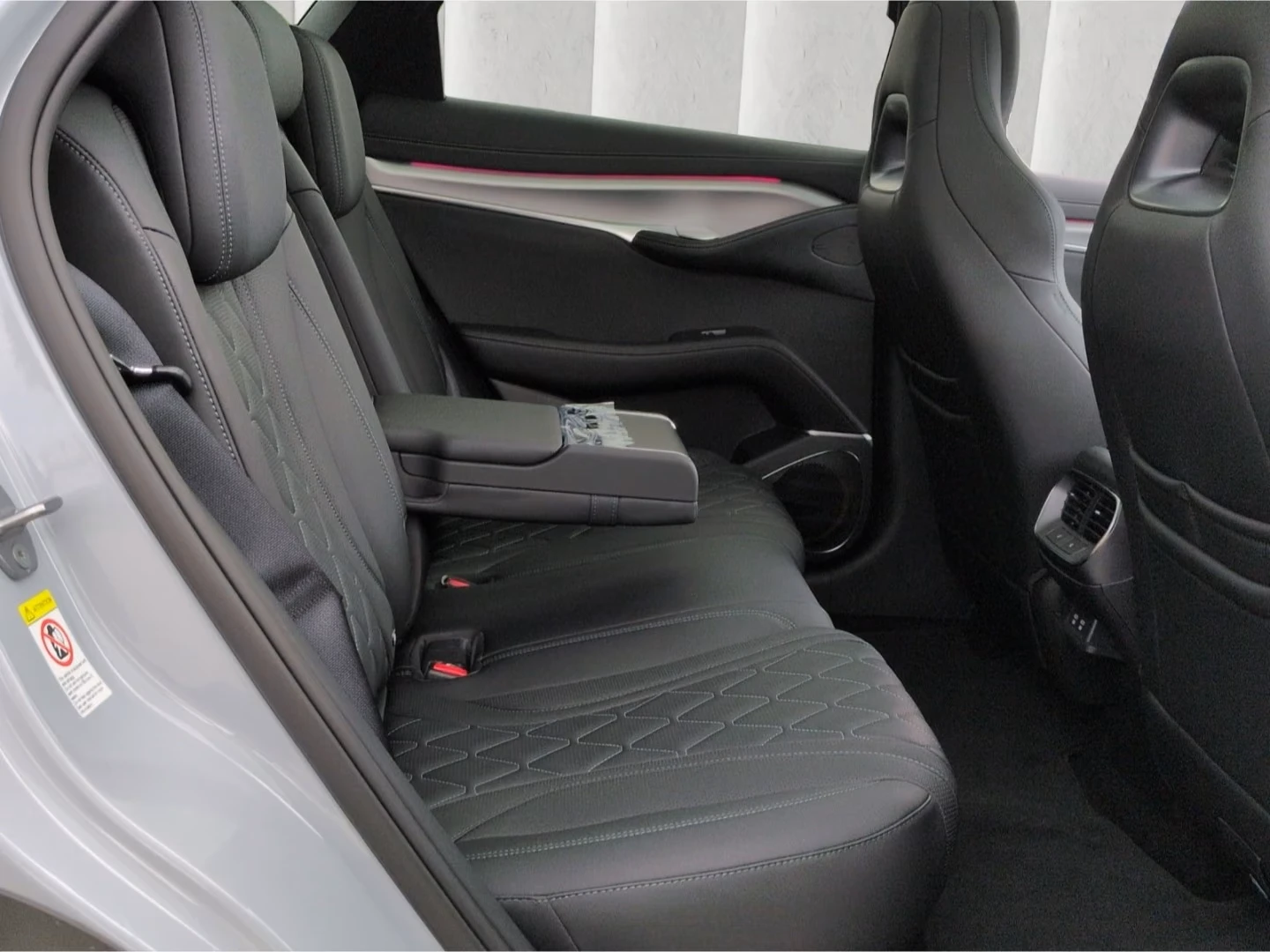 BYD Sealion 7 EXCELLENCE* 4WD* DISTR* HUD* KEYLESS* 360CAM* PANO | Mobile.bg � ����������� 15