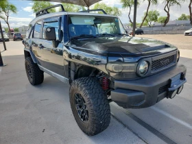 Toyota Fj cruiser 2007 Toyota FJ Cruiser Base, снимка 1