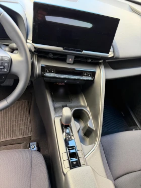 Toyota C-HR  II-2.0-Plug-in Hybrid- e CVT-223 hp-ГАРАНЦИЯ - 31900 € / 62390.98 лв. - 47259079 12