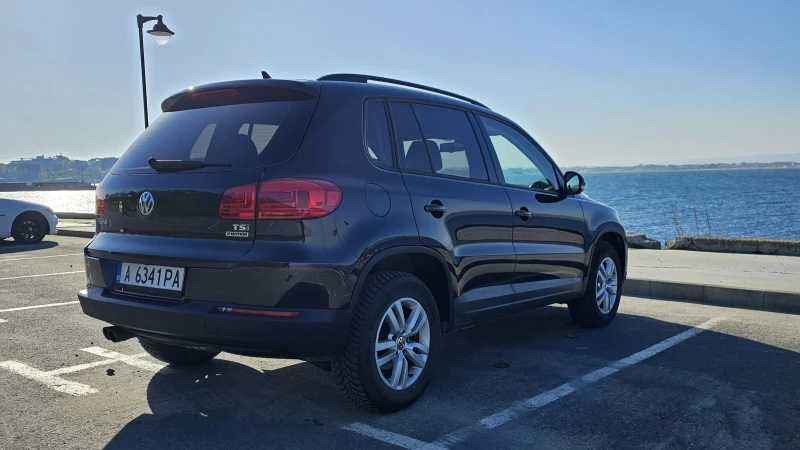 VW Tiguan 2.0 TSI, снимка 4 - Автомобили и джипове - 52433074