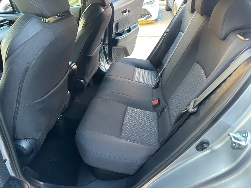 Toyota C-HR Bitone* Club, снимка 9 - Автомобили и джипове - 53155860