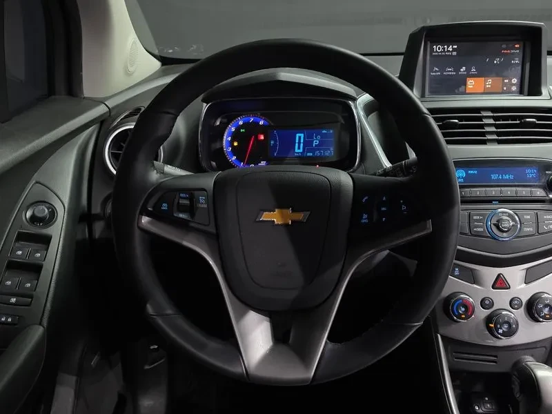 Chevrolet Trax 1.4, снимка 13 - Автомобили и джипове - 54330254