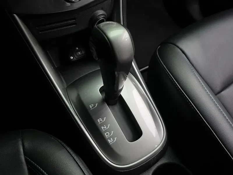 Chevrolet Trax 1.4, снимка 9 - Автомобили и джипове - 54330254