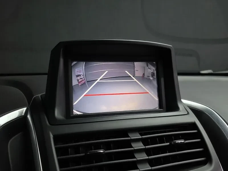 Chevrolet Trax 1.4, снимка 15 - Автомобили и джипове - 54330254