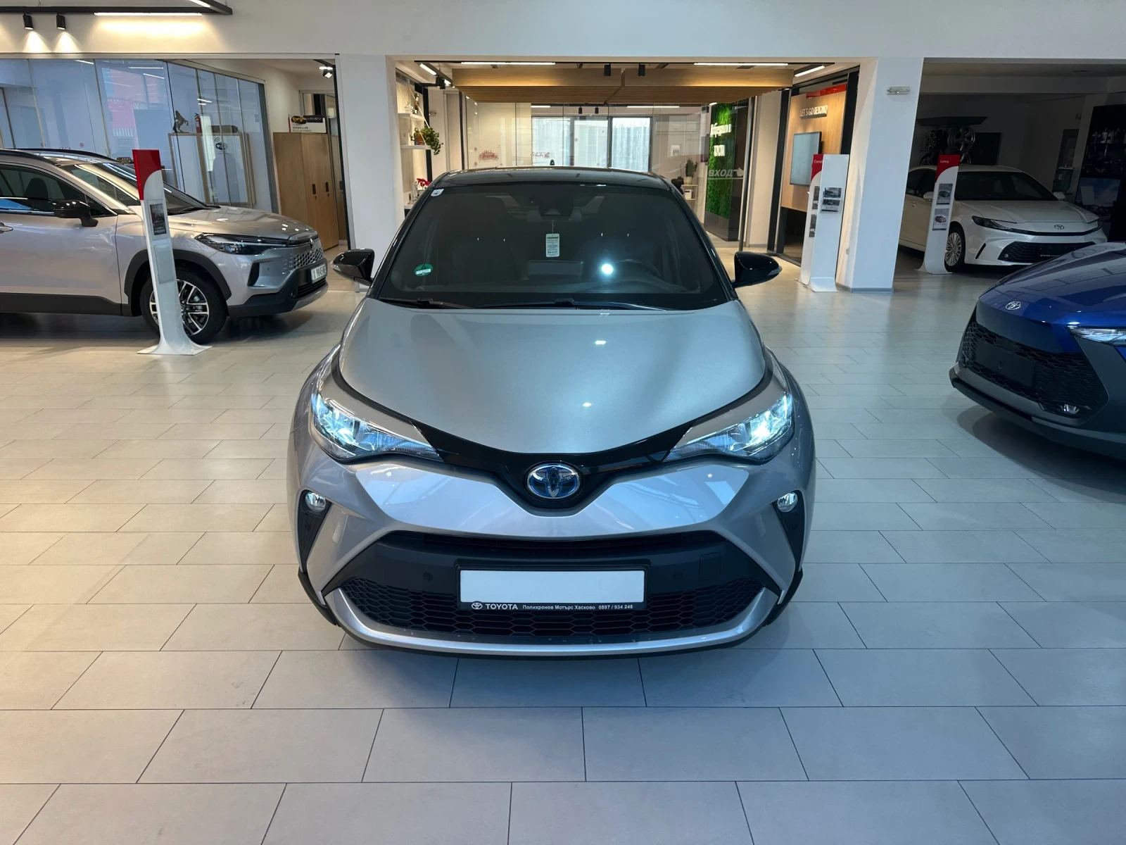 Toyota C-HR Bitone* Club, снимка 1