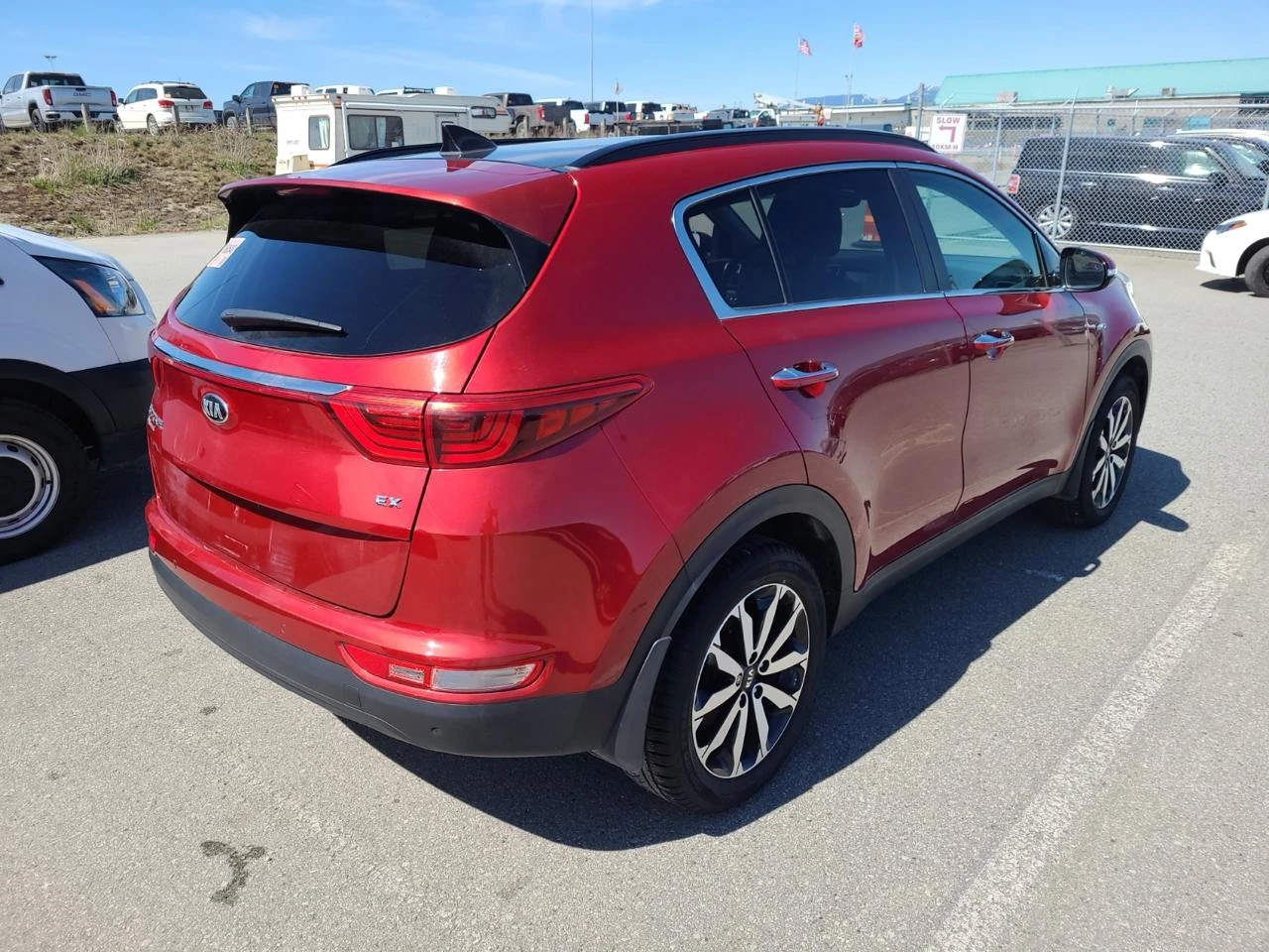 Kia Sportage БЕЗ ПЪРВОНАЧАЛНА ВНОСКА'КАРФАКС' - изображение 3