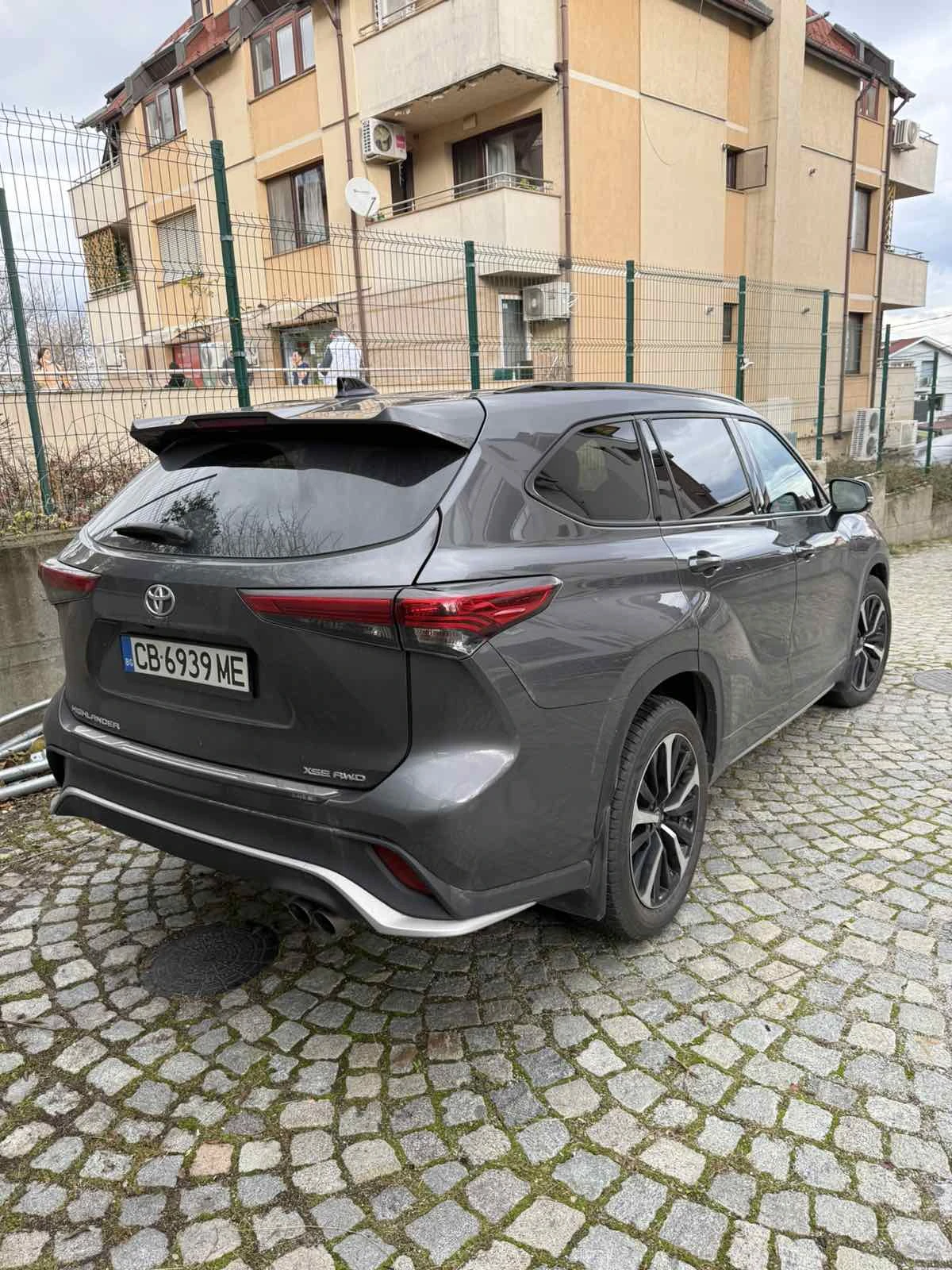 Toyota Highlander  - изображение 3