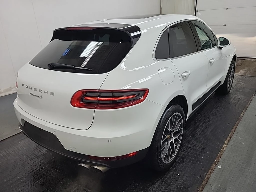 Porsche Macan S  CARFAX - изображение 3